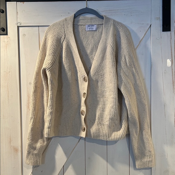 Old Navy Sweaters - Old Navy Women's Cream Knit Cardigan Medium